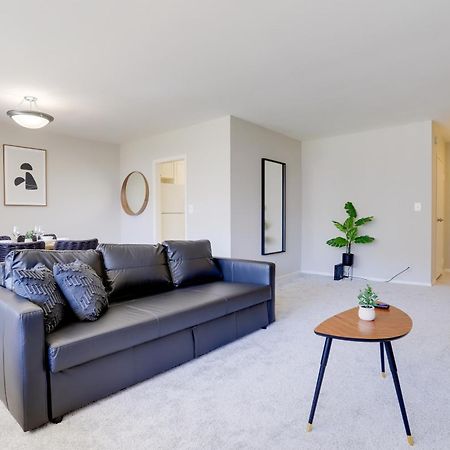 Style And Convenience Apartment At Crystal City 阿林顿 外观 照片