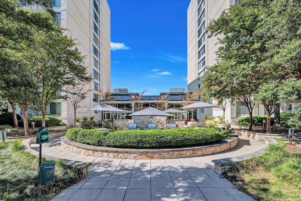 Style And Convenience Apartment At Crystal City 阿林顿 外观 照片
