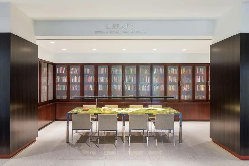 Style And Convenience Apartment At Crystal City 阿林顿 外观 照片